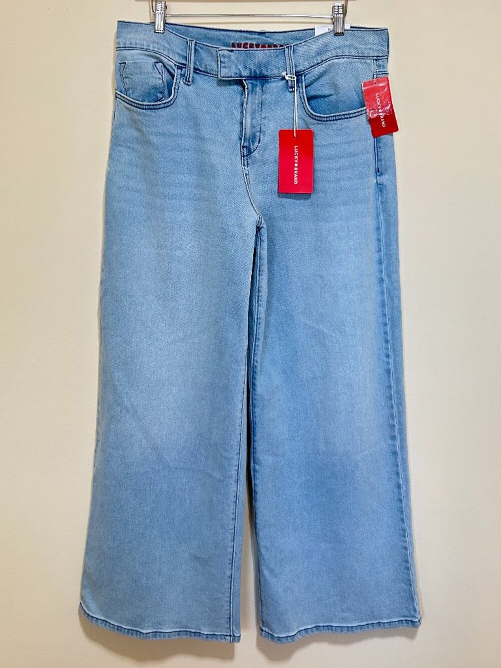 NWT Lucky Brand Palazzo Liquid Denim Lux Jeans Light Blue Size 10/30